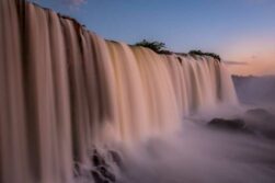 RECORD TURISTICO: Más de 150 mil VISITANTES en la Cataratas del Yguazú en abril