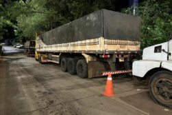 INCAUTAN nueve camiones con chapa PARAGUAYA por tener NEUMATICOS NUEVOS considerados CONTRABANDO en Brasil