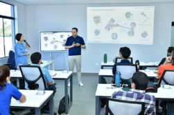 Se inició la segunda capacitación sobre mantenimiento de vehículos eléctricos en ITAIPU