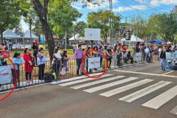 El “perseguido político” APURA compra de BANDERAS por G. 100 millones para la FIESTAS PATRIA..?