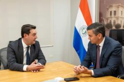 Estado de Paraná quiere ser el principal CORREDOR de IMPORTACIÓN y EXPORTACIÓN de Paraguay