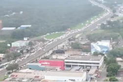 Masiva presencia de TURISTAS empeora el CAOS en el Puente de la Amistad y en la ZONA COMERCIAL de Ciudad del Este.