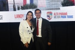 Cañonean al GOBERNADOR Landy Torres por su HIPOCRESÍA POLÍTICA.