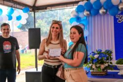 Diputada ROYA TORRES inaugura OBRA MUNICIPAL pidiendo VOTOS y PLEITESÍA