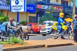 Comuna y Caminera pondrán un “PARCHE” y MOTOCICLISTAS seguirán cruzando PASEO CENTRAL de la RUTA 02 Py en el km 4,5