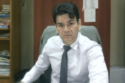 Afirman que FISCAL, Bernardo Javier Elizaur, tiene un LARGO HISTORIAL de pedidos de COIMA