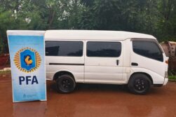 PARAGUAYOS metidos en esquema de CONTRABANDO y LAVADO de DINERO en RECICLADORA de Argentina