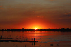 Ambiente muy caluroso y probabilidad de chaparrones para este sábado