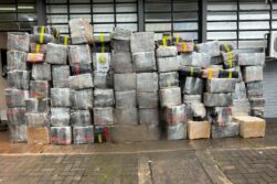 Detienen a CAMIONERO PARAGUAYO con cerca de 5 toneladas de MARIHUANA en Foz.