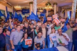 Prieto y su PANDILLA compran a dirigentes LIBERALES con el DINERO del PUEBLO.