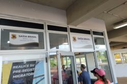 Brasil usará RECONOCIMIENTO FACIAL para control MIGRATORIO de turistas PARAGUAYOS y quiere que PASEN por el Puente de la Integración.