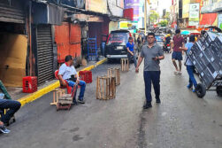 Estacionar en la ZONA COMERCIAL de Ciudad del Este CUESTA G. 100 mil la hora.