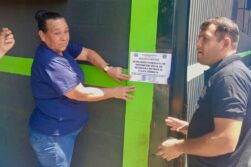 Comuna CLAUSURO negocio AUTOMOTRIZ por contaminar arroyo, pero IGNORA destrucción de HUMEDAL por parte de FORTIS