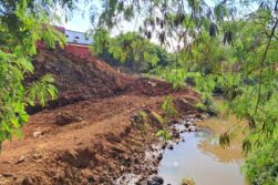 Están DESTRUYENDO el arroyo AMAMBAY ante la “MIRADA CÓMPLICE” de la comuna de Ciudad del Este.