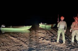 Incautan dos EMBARCACIONES, una CAMIONETA con chapa PARAGUAYA y 1,1 toneladas de MARIHUANA