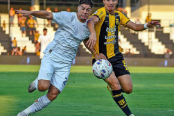 Festival de goles en La Huerta: Libertad y Guaraní firman un vibrante 3-3