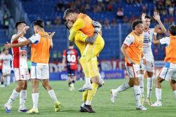 Nacional asalta la Nueva Olla y se adueña de la cima del Apertura