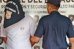 Detienen a camionero que intentaba salir del país con una menor sin autorización