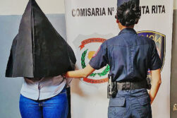 Cajera inflaba precios para quedarse con la diferencia y terminó detenida