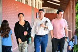 Magno Alvarez promete reactivar el apoyo municipal a escuelas y cooperadoras en Ciudad del Este