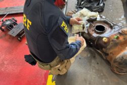 Detienen a PARAGUAYO que llevaba HACHÍS y SKUNK en el tanque de COMBUSTIBLE de su camioneta