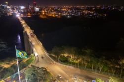 Brasil anuncia REPARACIÓN del PAVIMENTO del Puente de la Amistad y el TRÁNSITO será AFECTADO