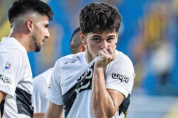 Olimpia se impone en Capiatá y sigue firme en la cima