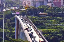 Le robaron el auto y lo llevaron a Foz mientras la víctima estaba en Misa