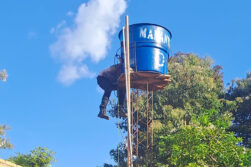 Hombre fallece mientras trabajaba sobre un tanque de agua