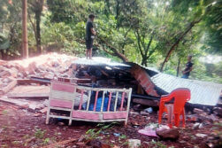 Derrumbe intencional deja sin vivienda a una adolescente