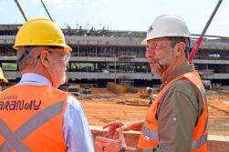 Directores de ITAIPU verificaron obras del campus de la UNILA