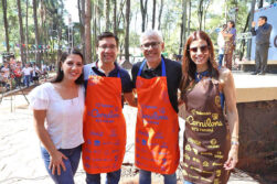 Precandidatos convirtieron la Comilona de Teletón en un mitin político.