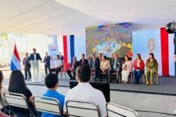 “SE BUSCA”: Diputada Bettina Aguilera REAPARECE en Alto Paraná solo para la FOTO oficial.