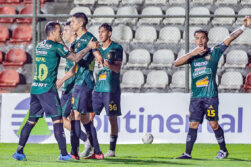 Rubio Ñu amarga al «Rayadito» en su propia casa y cierra con festejo la fecha 18