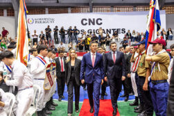 Gobierno inaugura obras de revitalización integral del Colegio Nacional de la Capital, financiadas por ITAIPU