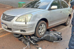 Choque en el microcentro deja a un motociclista herido frente a la Municipalidad