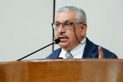 Peña designa nuevo presidente del IPS