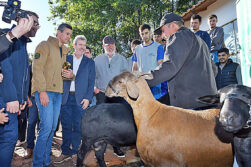 Director de ITAIPU acompañó al presidente Peña en jornada de gobierno en Alto Paraná