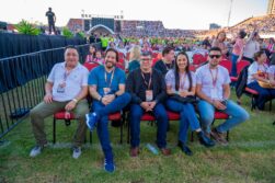 POLEMICA por PRIVILEGIOS a MASONES CORRUPTOS durante evento religioso “LEVANTATE PARAGUAY”.