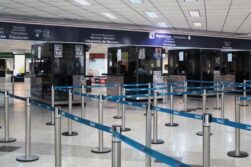 Nuevo grupo de migrantes ingresa al país de forma transitoria bajo acuerdo con EE.UU.
