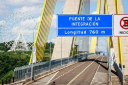 Piden HABILITAR Puente de la Integración ante ANUNCIO de presencia RÉCORD de TURISTAS en las Tres Fronteras.