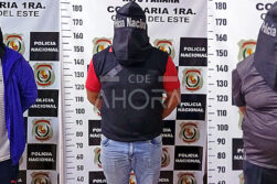 Incautan 15 kilos de mercurio líquido en un vehículo durante control policial en el microcentro de CDE