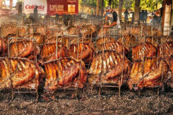 Cascavel celebró el Día del Trabajador con el mayor asado «fogo de chão» del mundo.
