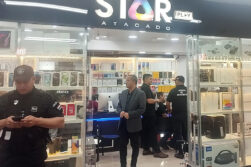 En el «shopping de las estafas»: Turista recupera dinero tras denuncia.