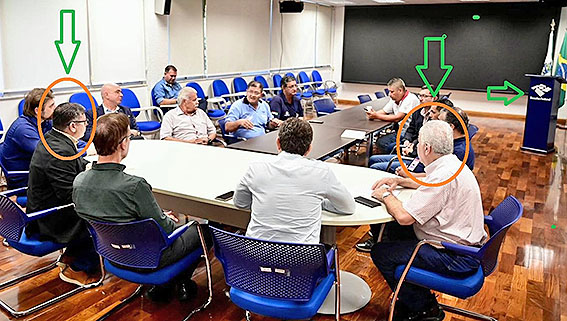 En circulo se ve al intendente, Dani Pereira Mujica, y Said Taijen.