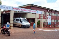 Denuncian que adictos usan como “motel” la morgue del Hospital Regional de CDE
