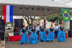 Comunidad paraguaya celebró la cultura y fortalece la diversidad en Foz de Yguazú.