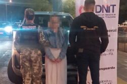 Detectan en el Puente de la Amistad una camioneta robada en Brasil