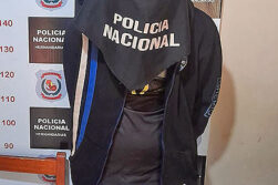 Detienen a joven adicto por amenazar de muerte a su madre con un cuchillo en Hernandarias