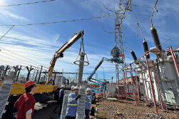 Modernizan pararrayos de 220 kV en transformadores de la Subestación Margen Derecha de ITAIPU